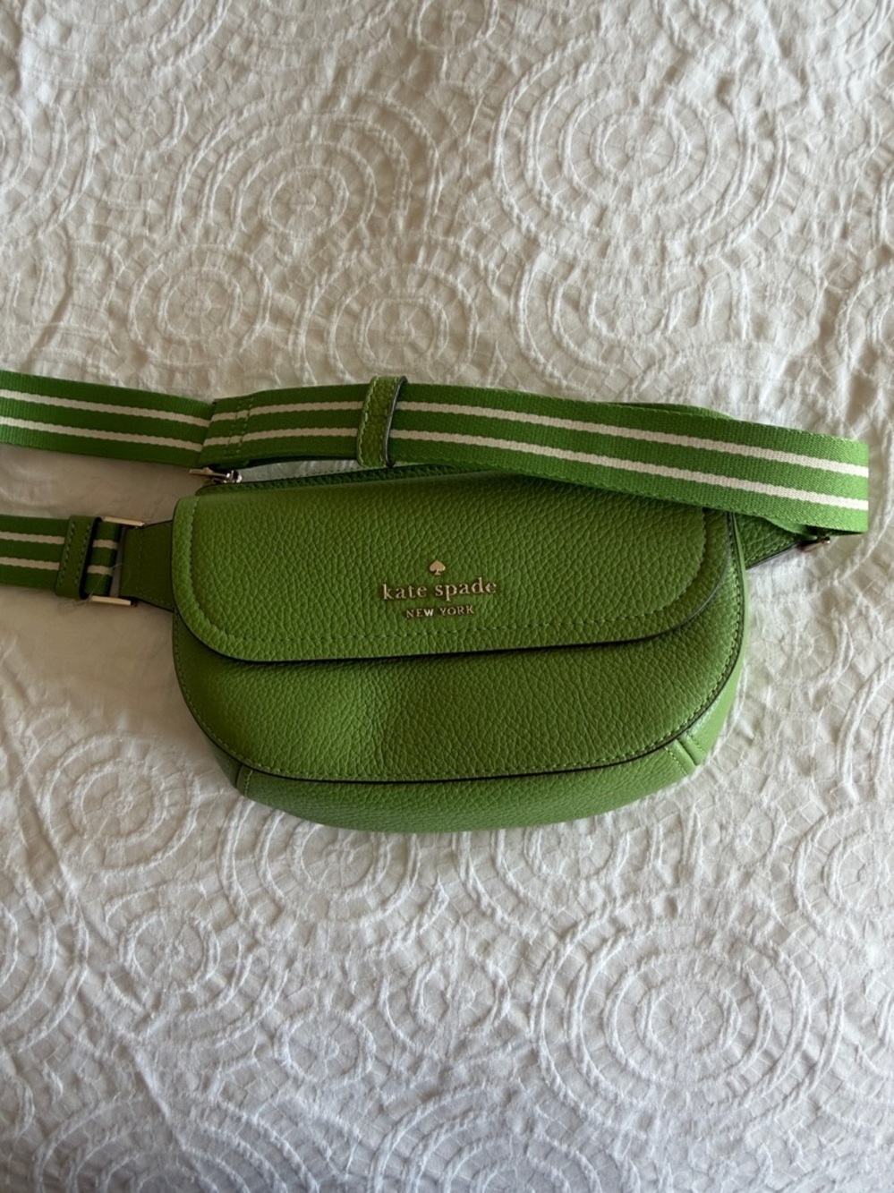 kate spade New York Lime Green Pebbled Leather Crossbody - Picture 4 of 7
